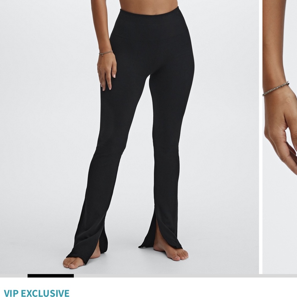 Fabletics Cloud Seamless High-Waisted Pant